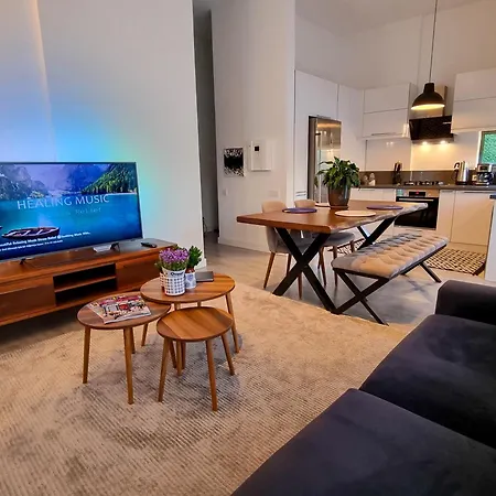 Vilă Suelo Flat *